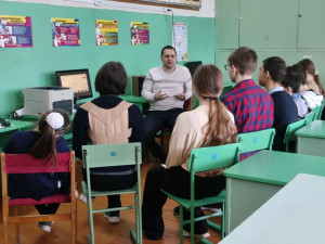 В филиале МБОУ Сосновской СОШ №1 в с.Дельная Дубрава прошел мастер-класс по составлению родословной.