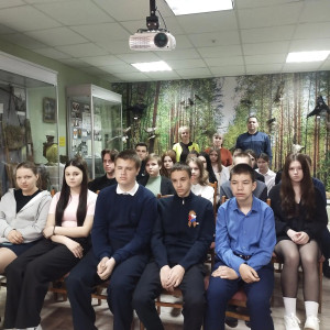 Тематическая экскурсия "Сосновцы в годы Великой Отечественной войны" прошла для учеников 9-10 классов МБОУ Сосновской СОШ2 им.И.Ю.Уланова